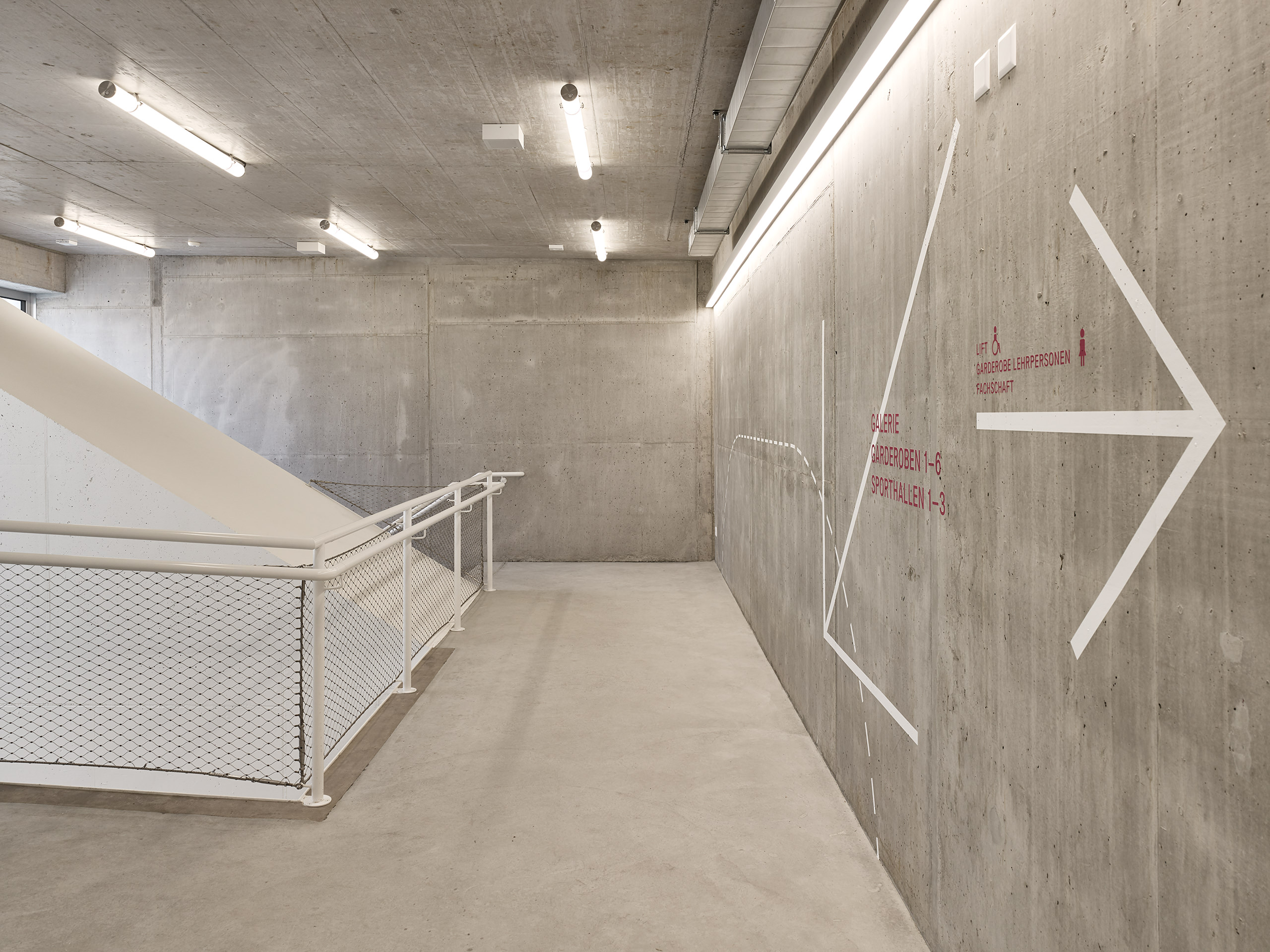 Dreifachturnhalle Kantonsschule Wettingen